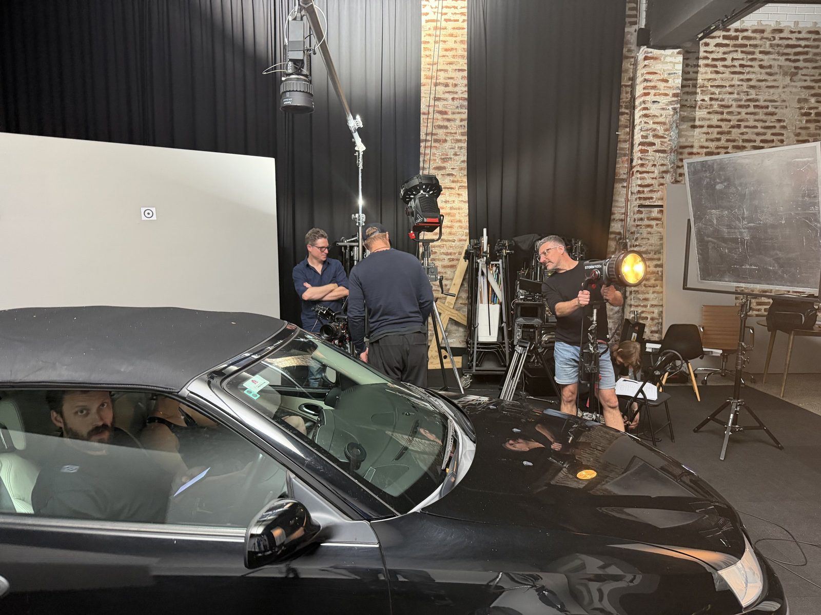 Behind the scenes, photo 4 of 10